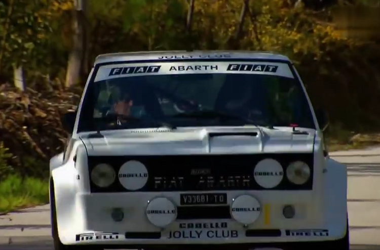 Walter Röhrl im Fiat 131 Abarth