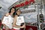 Die Citroën-Girls freuen sich über die Führung