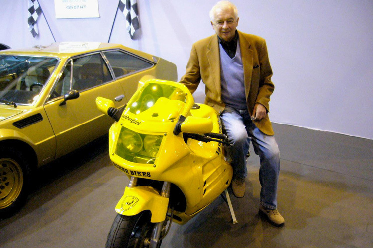 Jean-Pierre Beltoise bei einer Ausstellung 2008