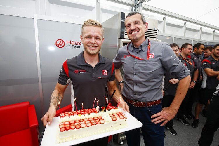 Magnussen mit Haas-Teamchef Günther Steiner