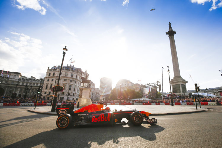 Red Bull Racing-Talent Max Verstappen genoss seinen Auftritt in London
