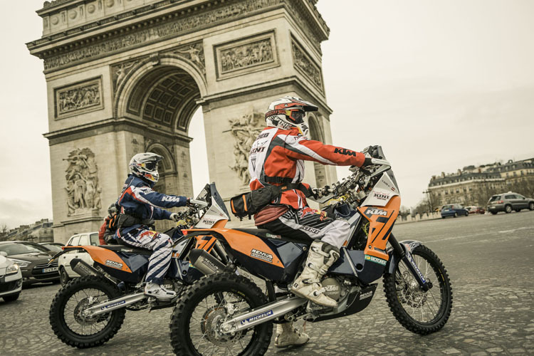 Legendärer Rallye-Startort: Paris mit dem Triumphbogen