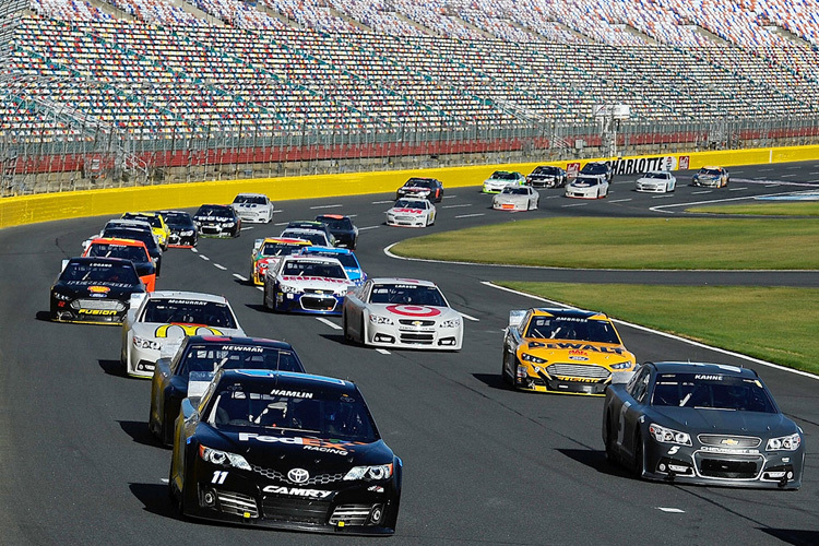 Beim Dezember-Test der 2014er Renner auf dem Charlotte Motor Speedway