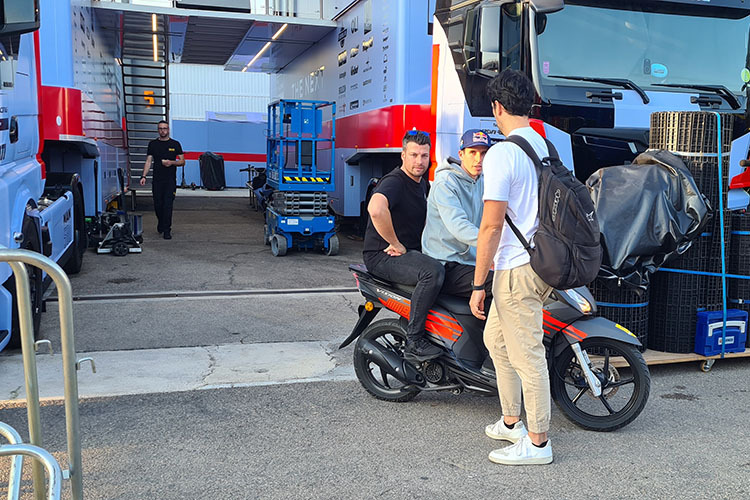 Alex Márquez verlässt das Gresini-Ducati-Team nach einem Meeting