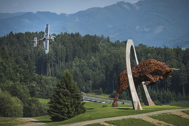 Alle Wege führen ins Herz der Steiermark zum Red Bull Air Race  