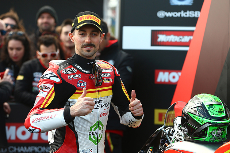 Zwei gebrochene Handgelenke: Eugene Laverty