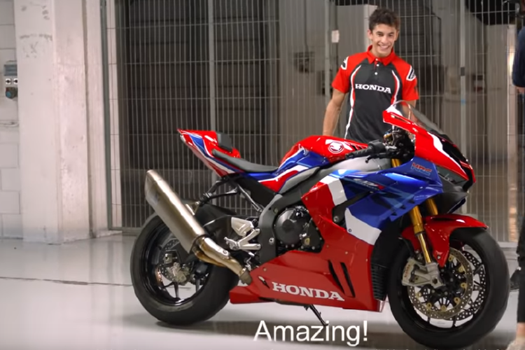 Marc Marquez sah die neue Honda Fireblade am 12. August zum ersten Mal