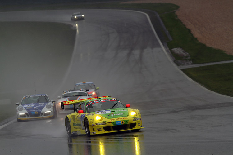 Einer von zwei GTE-Porsche: Manthey-Elfer der Sieger von 2011