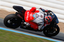 Seit Mittwoch fährt Leon Camier die MV Agusta F4RR