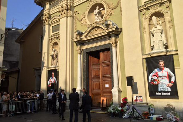Die Kathedrale Sainte-Réparate von Nizza ist mit BIldern Bianchis geschmückt