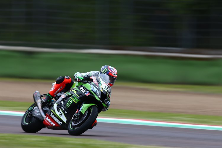 Leon Haslam hat sich noch nicht an die Kawasaki im Superbike-Trimm angepasst