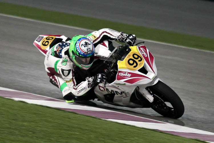 Anthony West gewann beide Superbike-Rennen in Doha