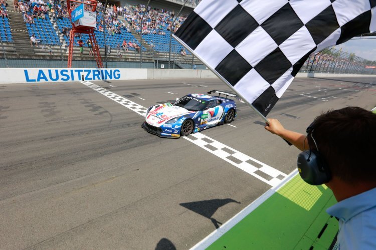 Sieg für die Corvette C7 GT3-R von Jules Gounon/Daniel Keilwitz