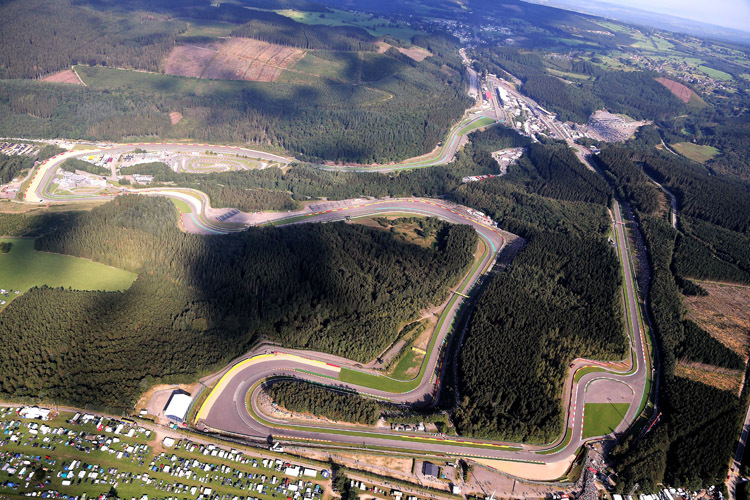 Ein Traum für alle Zweirad- und Vierrad-Piloten: Die Kult-Strecke von Spa-Francorchamps