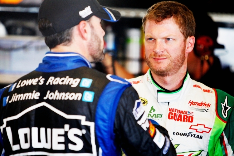 Jimmie Johnson und Teamkollege Dale Earnhardt jr.