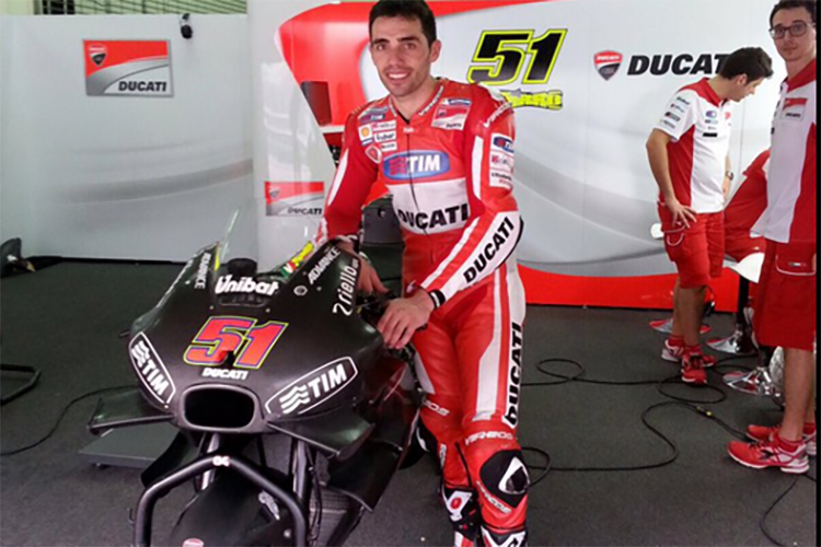 Michele Pirro mit der Ducati Desmo16