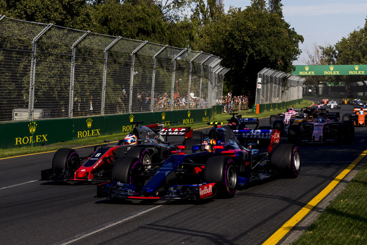 Im Qualifying setzte sich Romain Grosjean noch gegen die Toro Rosso-Konkurrenz durch, im Rennen kam er aber nicht weit