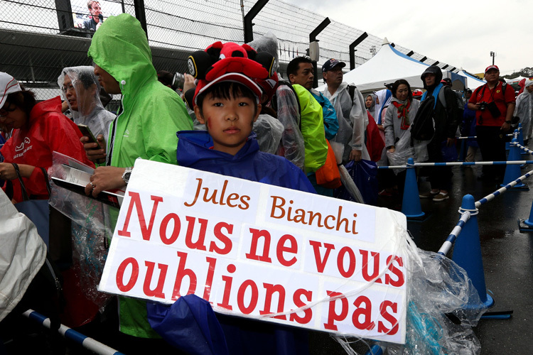 Die japanischen Fans wollen zeigen: Jules, wir haben dich nicht vergessen
