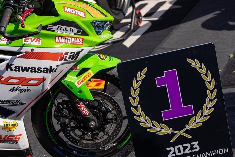 MTM Kawasaki tritt mit Mirko Gennai und Loris Veneman zur Titelverteidigung an