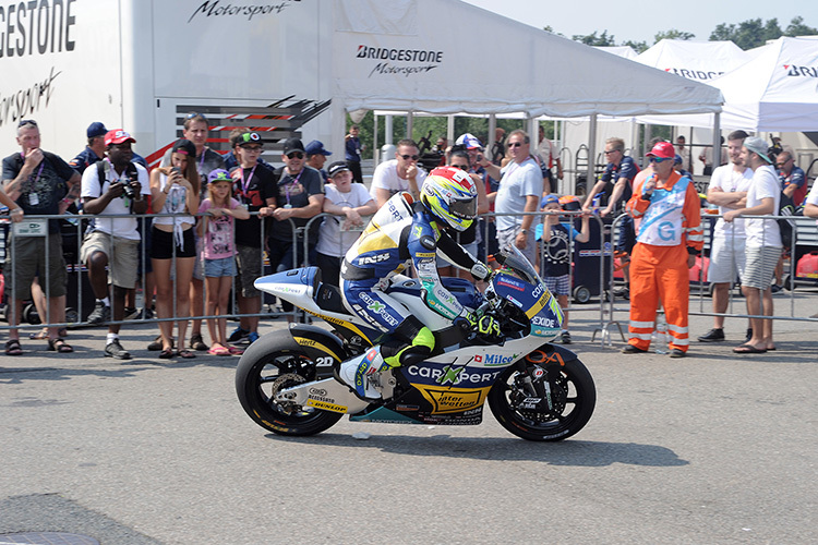 Dominique Aegerter im Paddock von Brünn