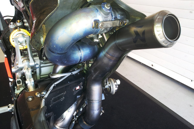 Die neue Abgasanlage an der Ducati 1199 Panigale R