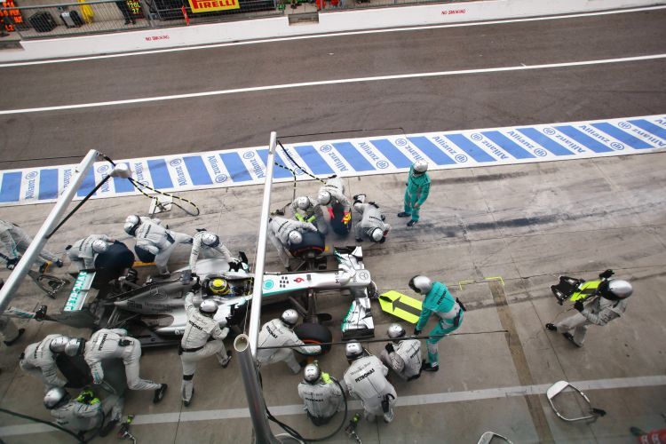 Boxenstop bei Nico Rosberg