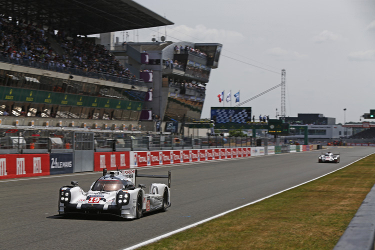 Nico Hülkenberg darf sich über den Sieg im 83. 24h-Rennen von Le Mans freuen
