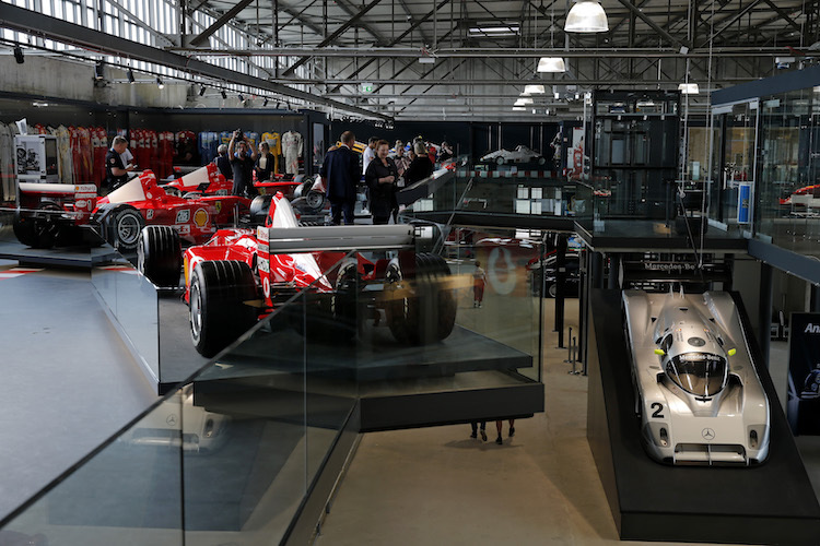 Gezeigt werden bedeutende Teile der persönlichen Sammlung von Michael Schumacher
