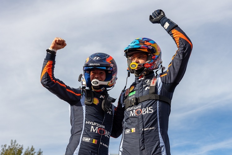   Martijn Wydaeghe und Thierry Neuville