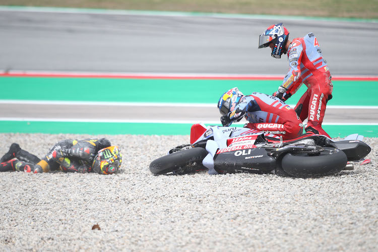 Sowohl Alex Márquez als auch Fabio Di Giannantonio wurden in Barcelona in Kurve 1 abgeräumt