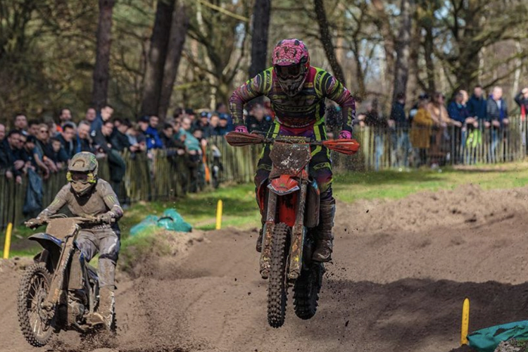 Henry Jacobi im Sand von Lierop