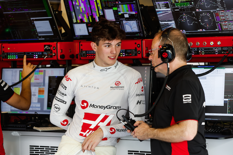 Oliver Bearman 2023 beim Nachsaison-Test in Abu Dhabi
