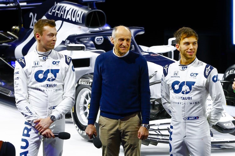 Daniil Kvyat, Franz Tost und Pierre Gasly bei der Teampräsentation von AlphaTauri