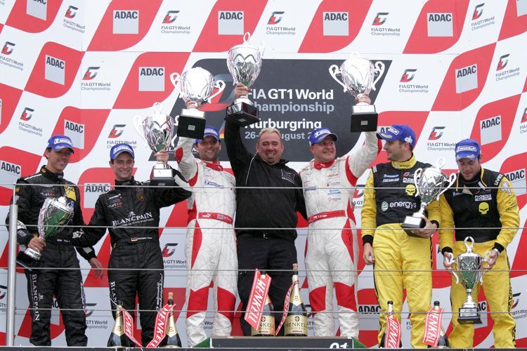 Das Podium zum sechsten Lauf der FIA GT1 WM am Nürburgring