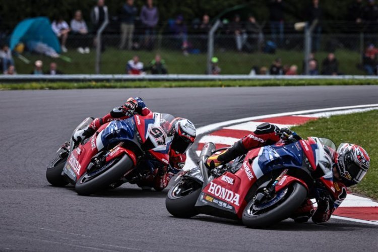 Iker Lecuona und Xavi Vierge waren in Donington Park nicht im Ansatz konkurrenzfähig