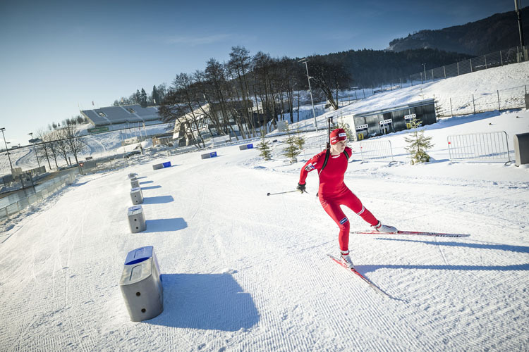 Für Ausdauersportler bietet das Gelände rund um den Red Bull Ring im Winter attraktive Langlaufloipen
