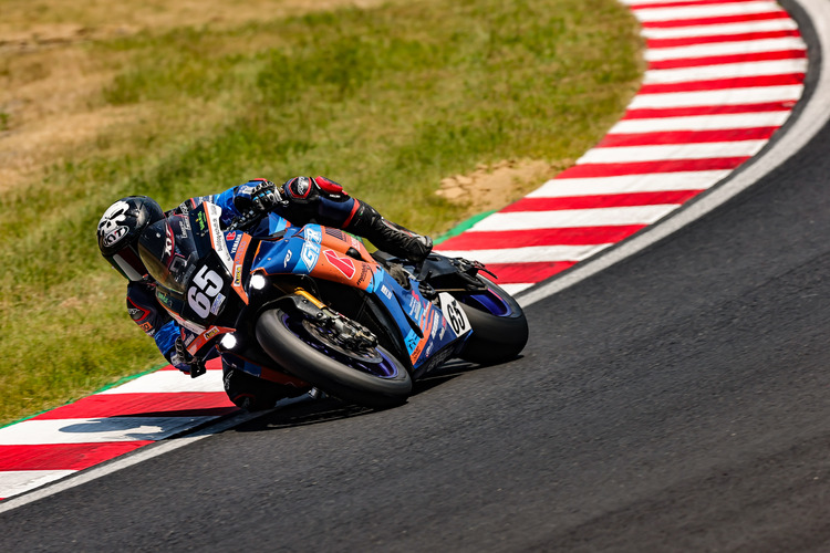 Sheridan Morais auf der Yamaha R1 in Suzuka