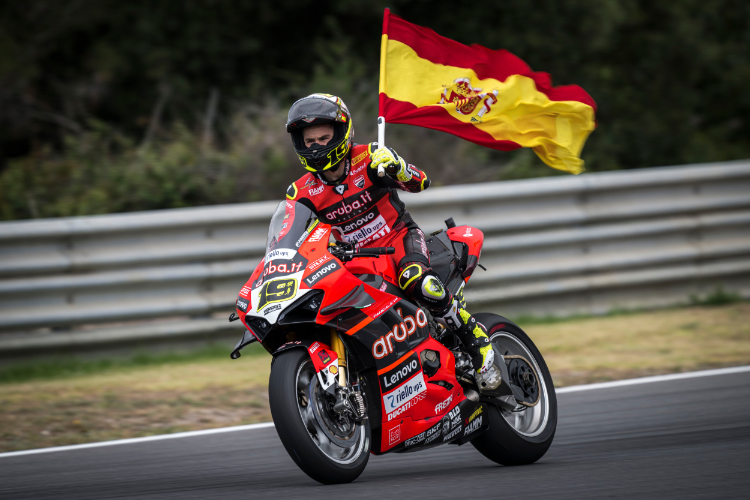 Alvaro Bautista gewann sechs der ersten zwölf Rennen