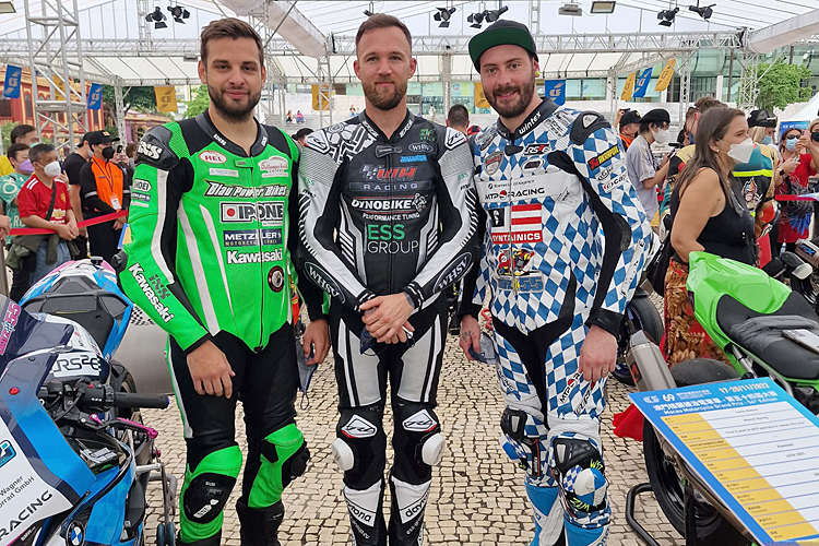 Die deutschsprachige Abordnung für den Motorcycle Macau GP: Lukas Maurer, Julian Trummer, David Datzer (vlnr.)