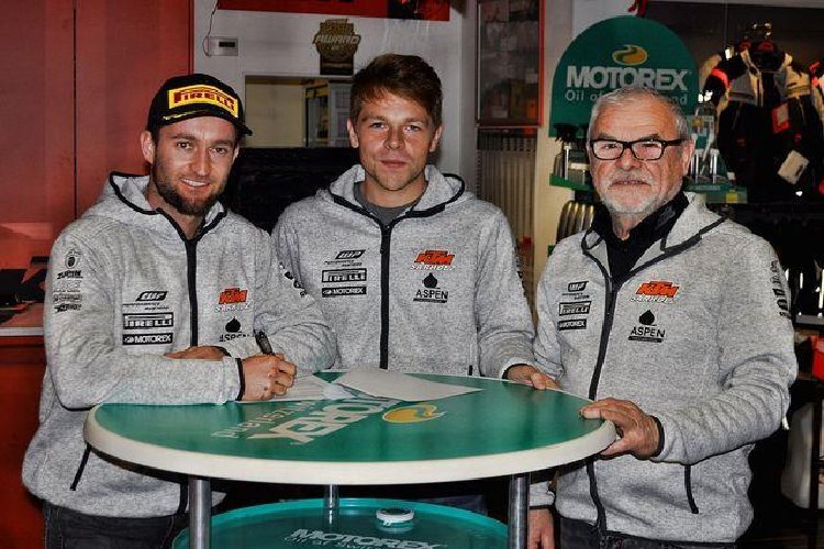 Max Nagl (li) fährt 2019 für KTM Sarholz 