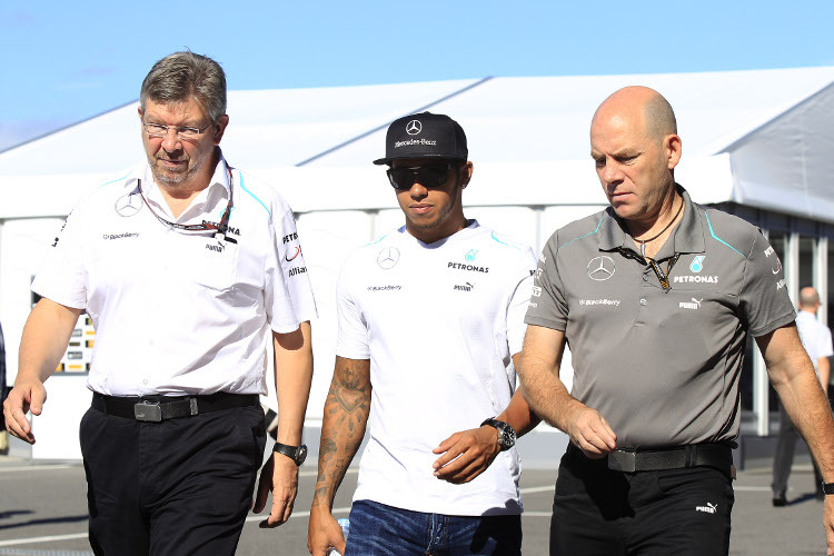 Lewis Hamilton, Ross Brawn und Jock Clear