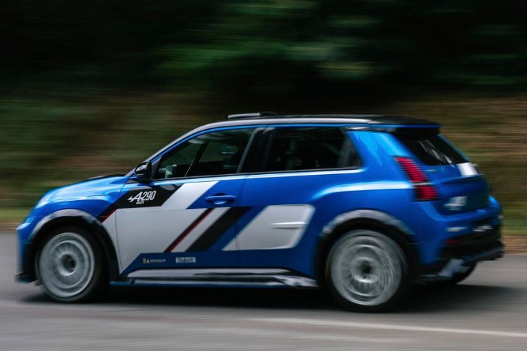 Debüt am übernächsten Wochenende in Frankreich: Die Alpine A290 startet im Trophy-Markenpokal