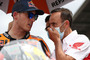Alberto Puig im Gespräch mit Pol Espargaró