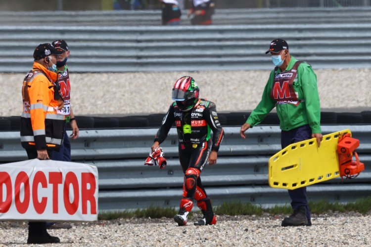 Ana Carrasco stürzte im ersten Rennen der 300er-Kategorie in Assen