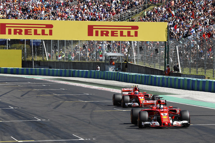 Beste Voraussetzungen: Sebastian Vettel und Kimi Räikkönen starten aus der ersten Reihe in den Ungarn-GP 