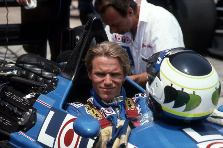 Stefan Johansson zu seiner Zeit als Formel-1-Fahrer bei Ligier