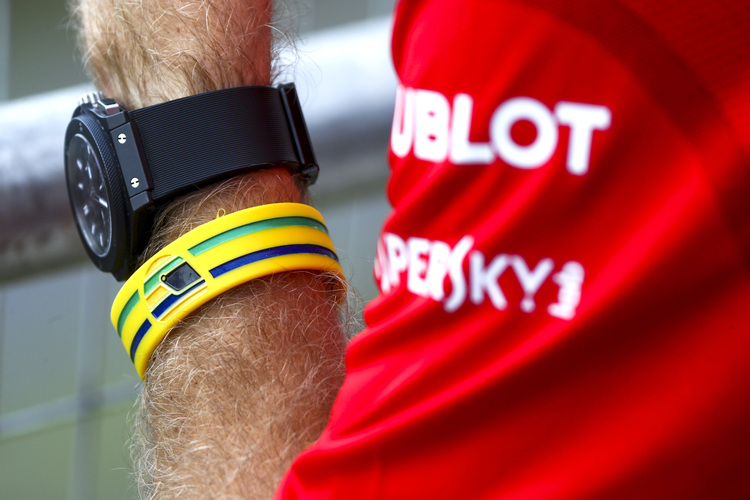 Vettel mit Senna-Armband