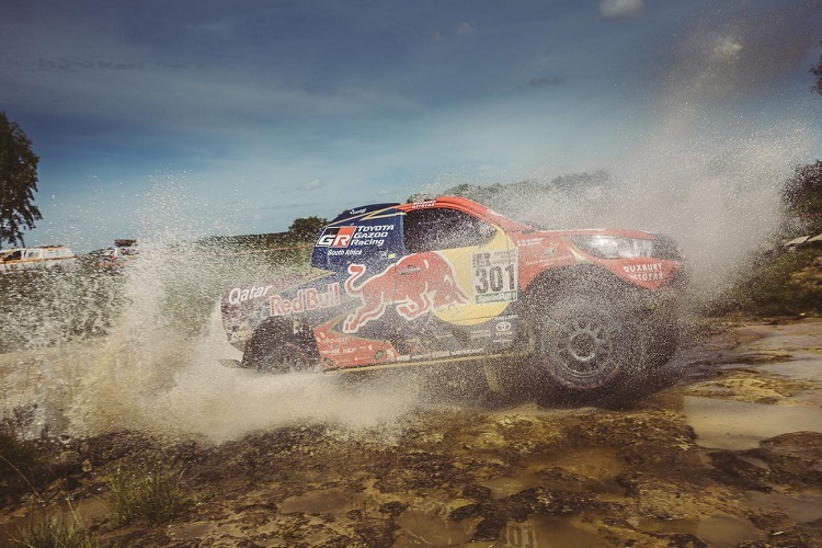 Nasser Al-Attiyah in Action auf der ersten Prüfung