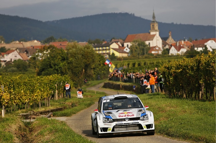 Jari-Matti Latvala bei seinem Tagessieg