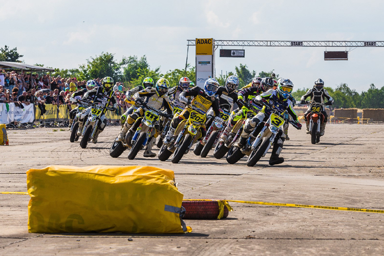 Großenhain gilt als die schnellste Strecke im Supermoto-DM-Kalender